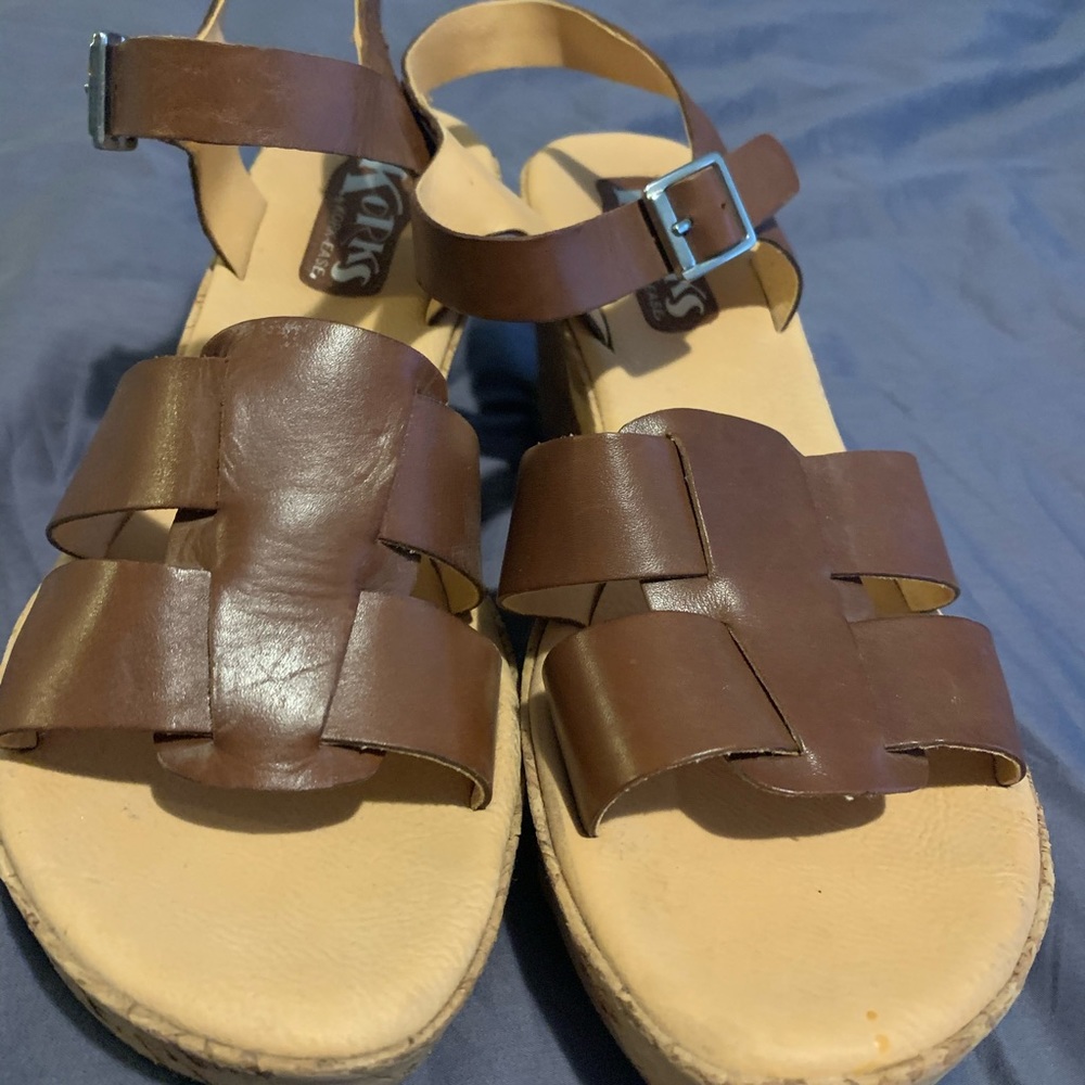 Korks wedge sandal 9